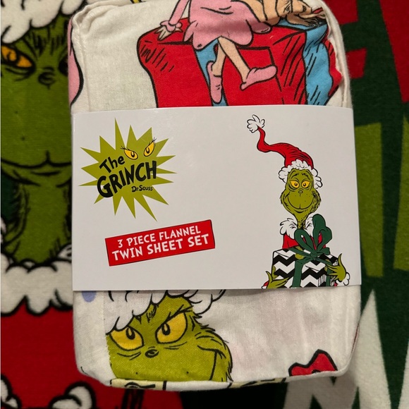 New The Grinch Dr Seuss 3 Pc Flannel Sheet Set - Picture 3 of 9